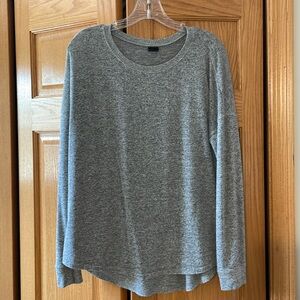 Gray light sweater/top